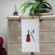 Geschirrtuch 50 x 70 cm, weiß mit Geige und Violinschlüssel bestickt
