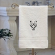 Handtuch weiß, mit zwei schwarzen Violinschlüsseln bestickt, verschiedene Handtuchgrößen